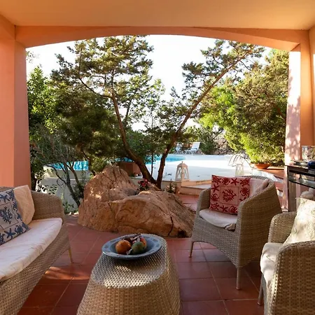 Casa Ivy A Due Passi Da Cala Romantica By Wonderful Italy 아파트