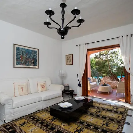 Casa Ivy A Due Passi Da Cala Romantica By Wonderful Italy *
